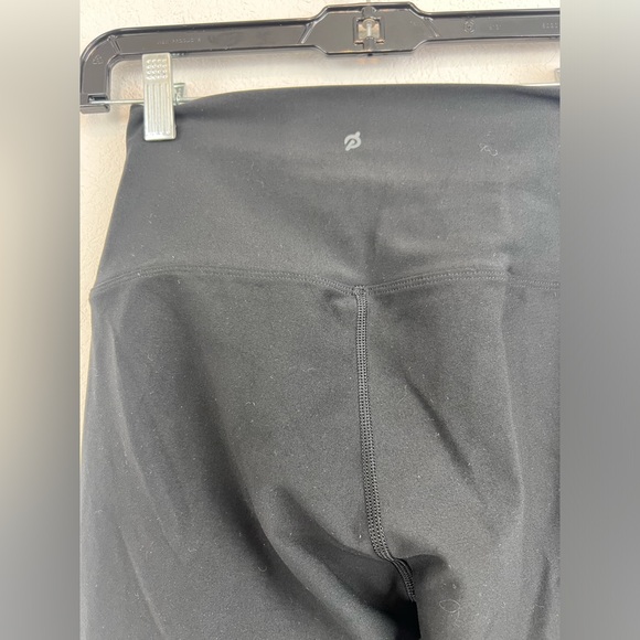 Peloton Logo side Leg Leggings size Small - Picture 5 of 8